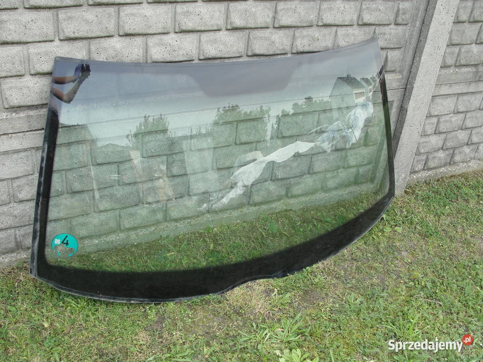 SZYBA PRZEDNIA CZOŁOWA MERCEDES CLK W208 Dąbrowa