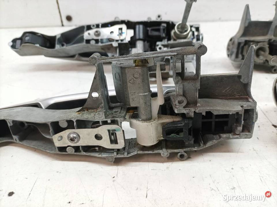 KLAMKA ZEWNĘTRZNA LEWA PRAWA KOMPLET EZRC sprzedam