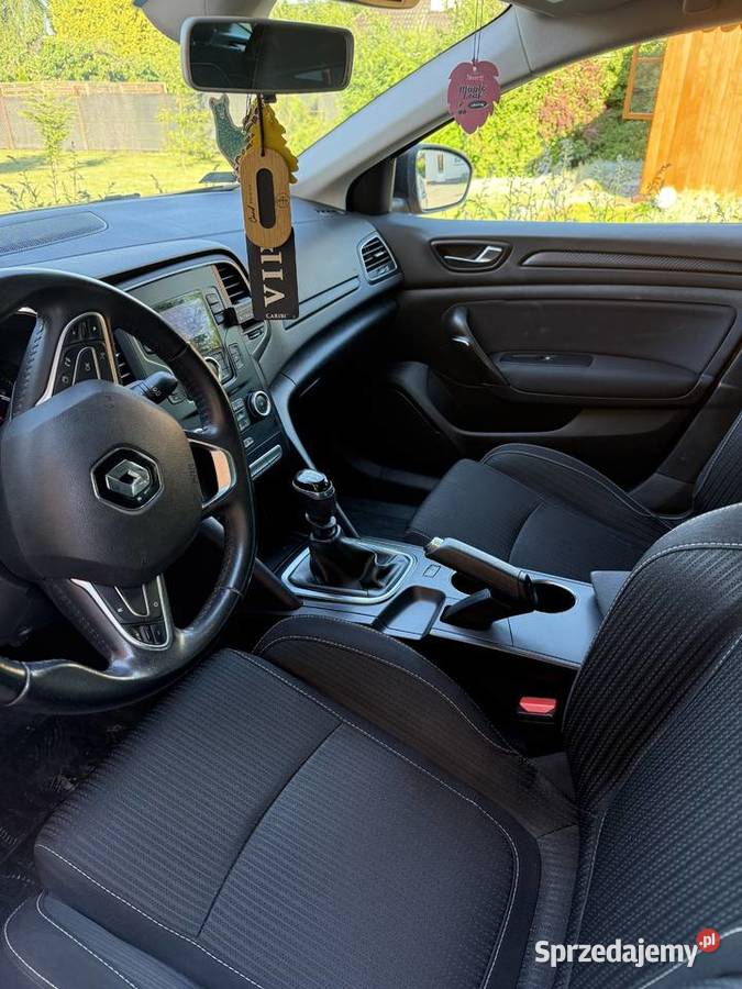 Sprzedam RENAULT MEGANE IV GRANDTOUR 16 SCE wielofunkcyjna kierownica Megane Miechów-Charsznica sprzedam