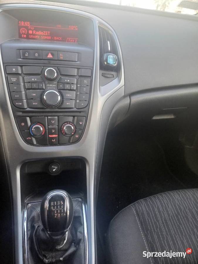 Opel Astra J 2014r17cdti 6 biegów manualna Puck