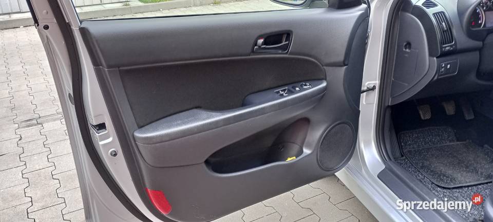 Hyundai i30 14 benzyna 2011 Radomsko