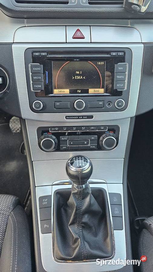 Volkswagen Passat CC 20 TDI 140 BiXenon Tempomat CC Samochody osobowe