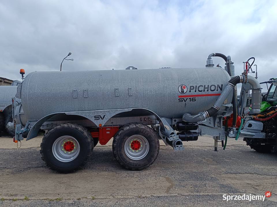 Wóz asenizacyjny Pichon SV 16 Ciechanów