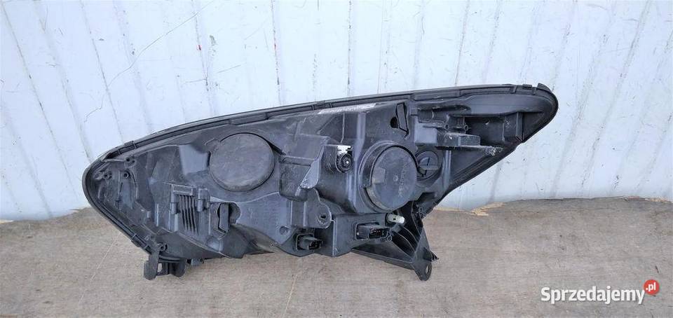 RENAULT CAPTUR LAMPA PRAWA sprzedam