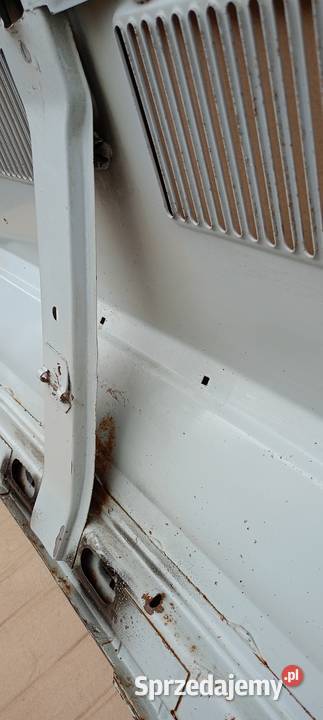Fiat 126p ST klapa silnika Bambino pierwsza Leszno