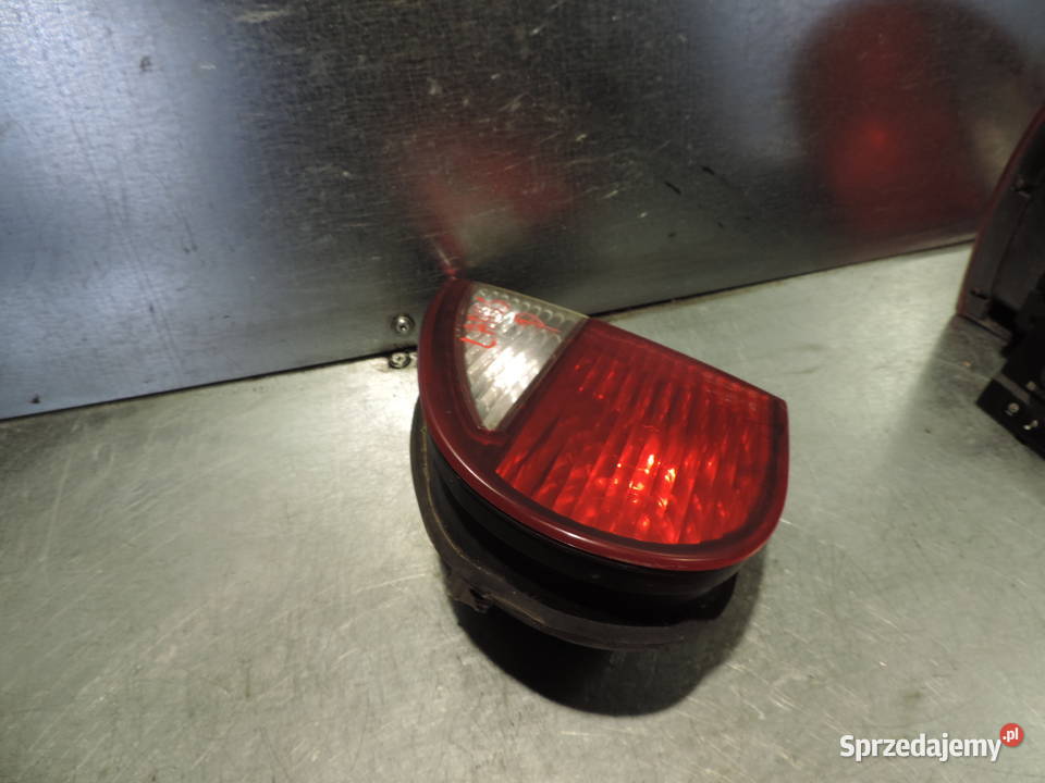 LAMPA PRAWY TYŁ W KLAPĘ DAEWOO LANOS SEDAN Nowy Sącz