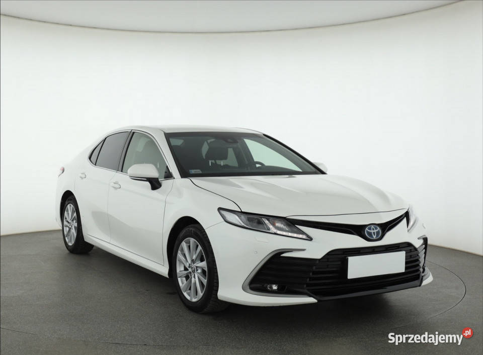 Toyota Camry 25 Hybrid Sedan / Limuzyna Camry Piaseczno