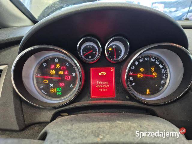 Opel Astra J Innovation kombi mocniejsza wersja bluetooth Astra Tarnów