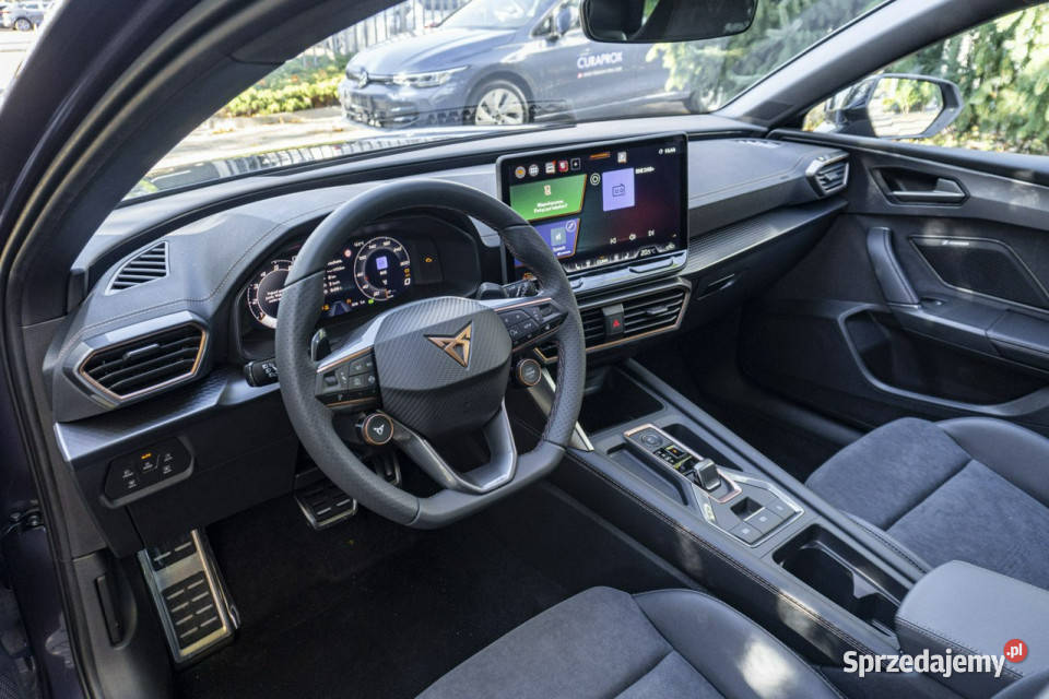 Cupra Leon Sportstourer 15 eTSI 150 DSG Dostępny isofix Łódź