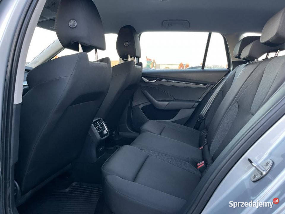 Skoda Octavia 2024r FV23 Gwarancja Fabryczna benzyna Poznań sprzedam