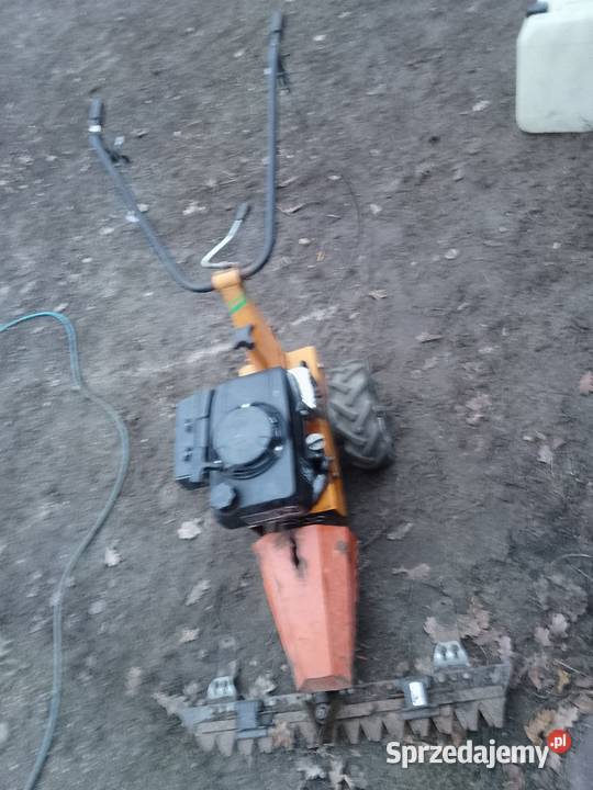 Traktorek z kosą listwową