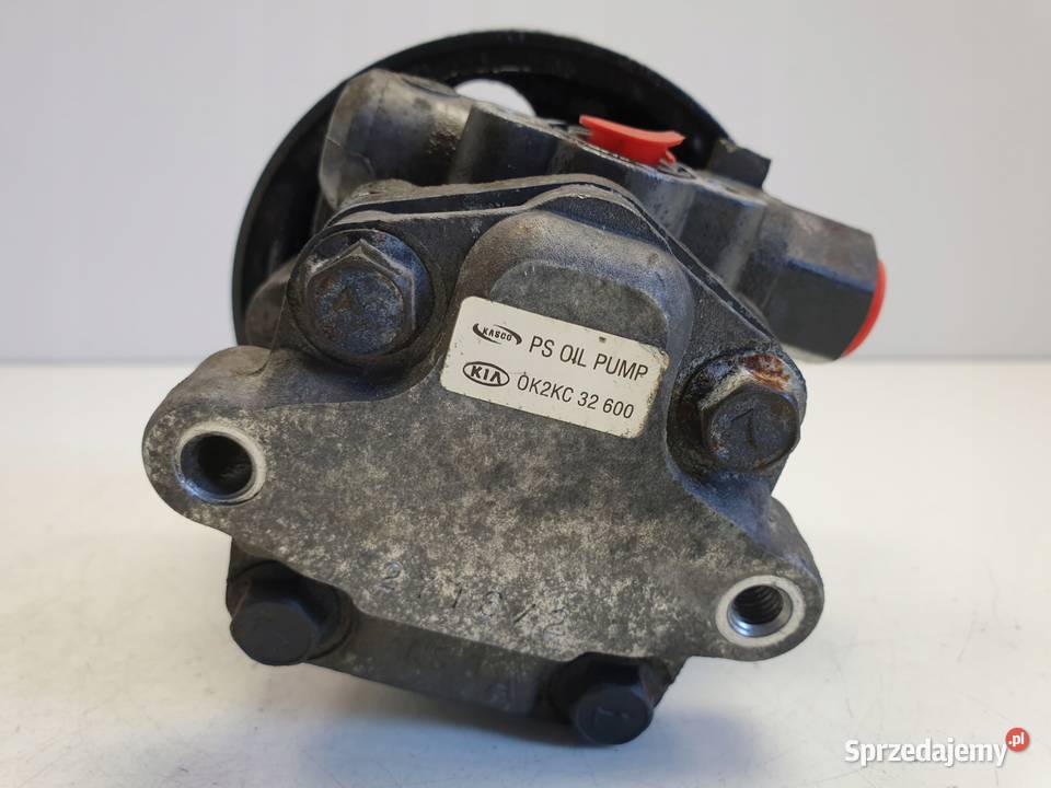 Kia Carens II 20 CRDI POMPA WSPOMAGANIA Rudka sprzedam