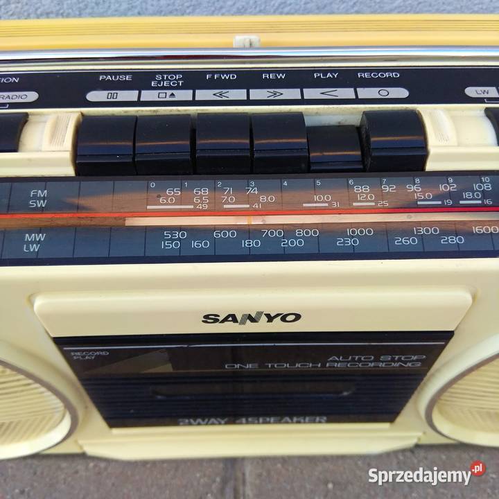 Sanyo M9709LO Radiomagnetofon Japan 4głosniki Świebodzice sprzedam