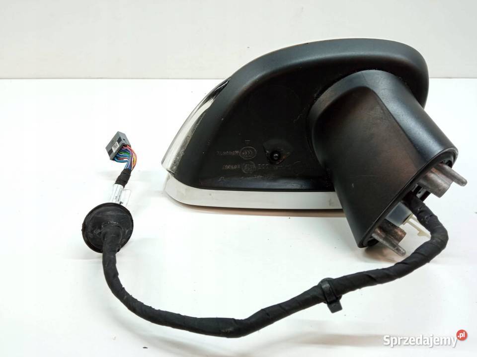 LUSTERKO PRAWE 15PIN EUROPA 70746 Volvo XC 90 II