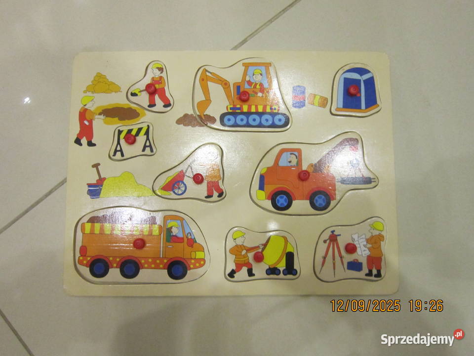 Drewniane puzleukładanka dzieci sprzedam