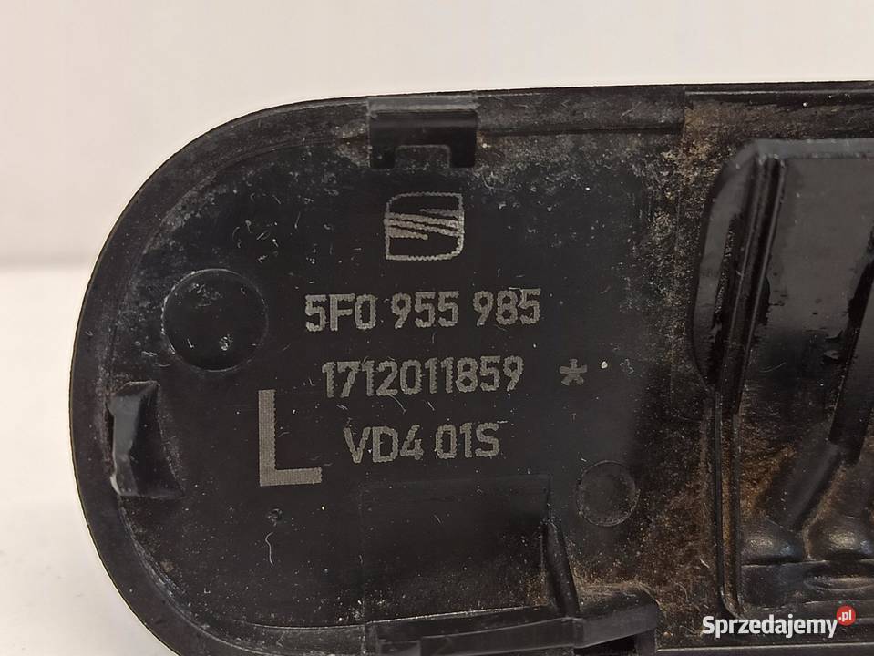 SEAT LEON DYSZA SPRYSKIWACZA LEWA 5F0955985 Dysze spryskiwaczy Wycieraczki i spryskiwacze