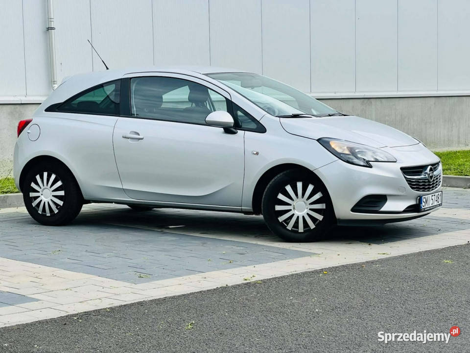 Opel Corsa Opel Corsa E 14 Benzyna 90 2014 186 E