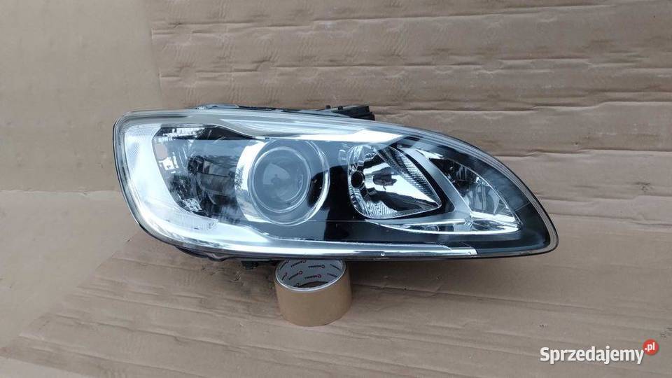 Lampa Prawa Bi Xenon Dynamic Skrętna Volvo V60 osobowe Lampy przednie sprzedam