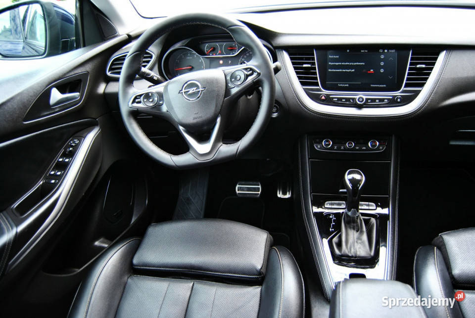 Opel Grandland X UMBRELLA FULL Grzana SKÓRA i wielofunkcyjna kierownica