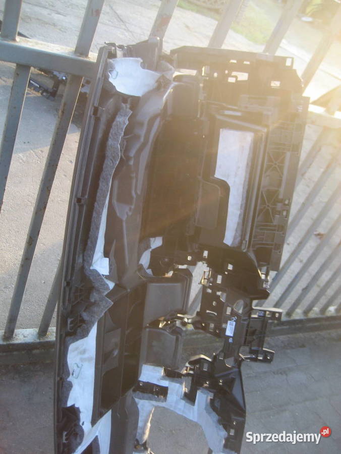 bmw 1 f70 2425r deska rozdzielcza konsola wersja wielkopolskie Rakoniewice