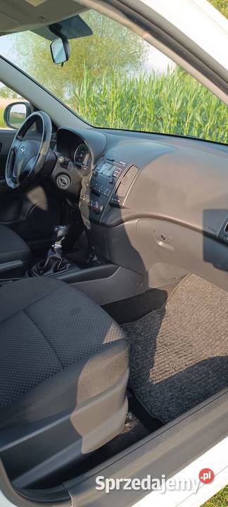 Hyundai I30 2011r 14 benzyna 100 przebiegu isofix Bydgoszcz