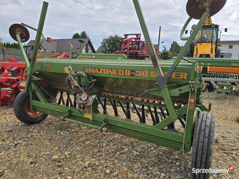 Siewnik zbożowy Amazone D8 Super 30 Amazone małopolskie Maków