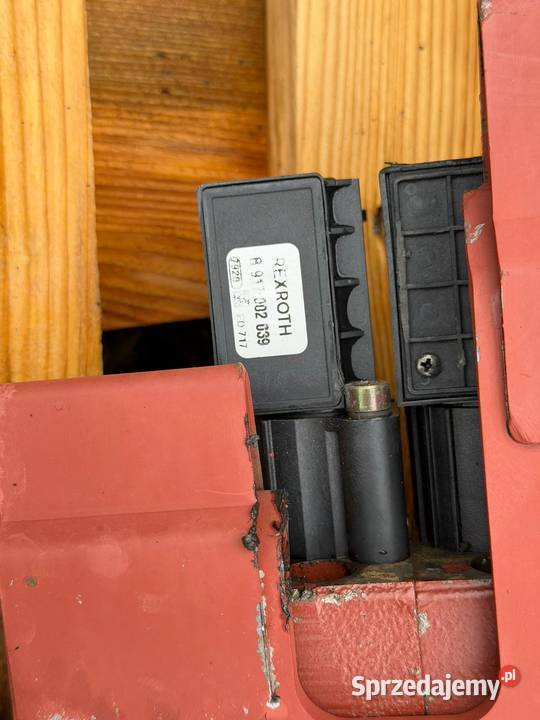 Rozdzielacz hydrauliczny bosch do LINDE E25 E30 Układ kierowniczy