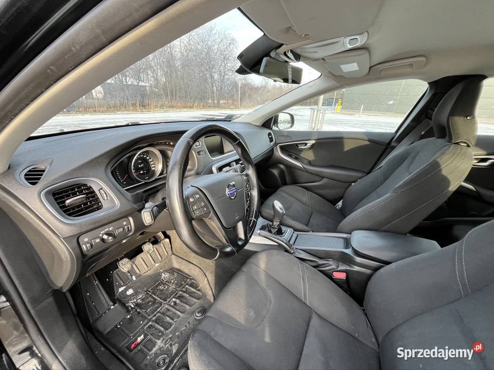 Volvo V40 Rok produkcji 2013 Świdnica