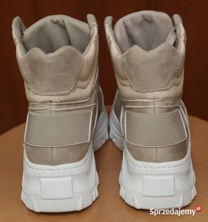 Damskie buty trzewiki trapery firmy SINSAY 39 Siedlce