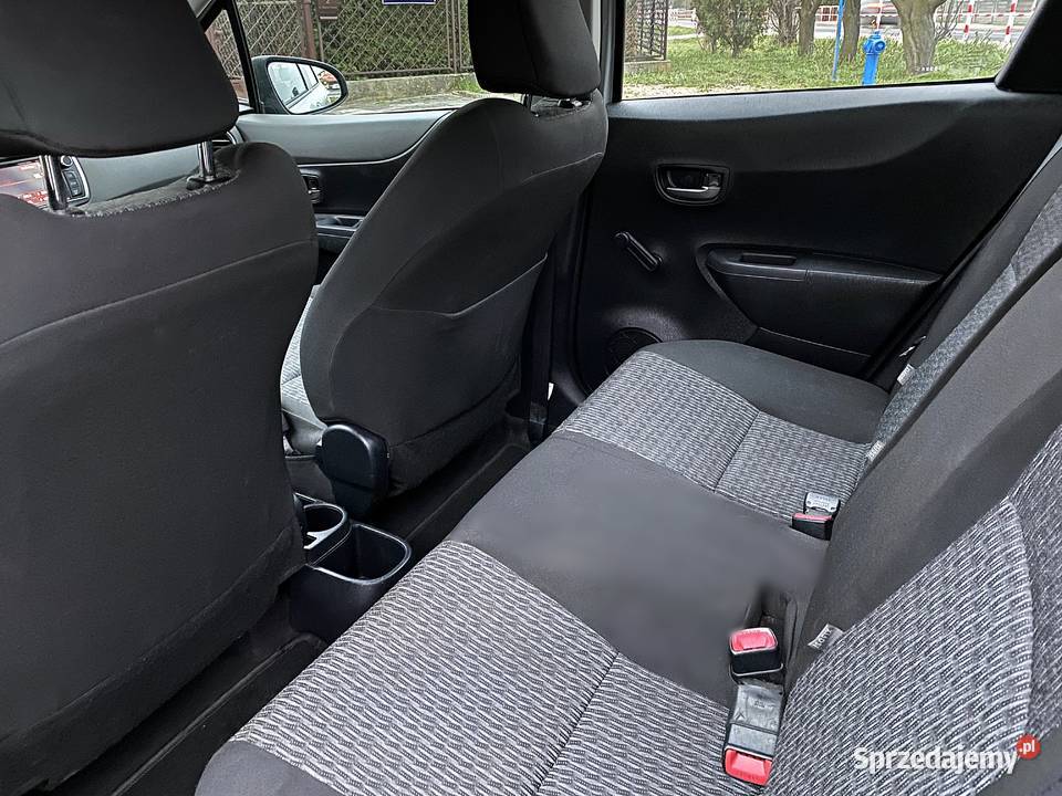 Yaris 2014 Navi Kamera Klima Bluetooth Zadbany MP3 Turek sprzedam