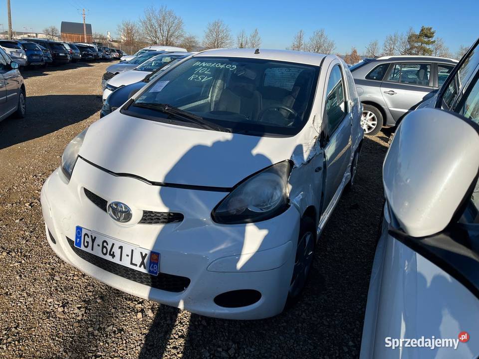 TOYOTA Aygo 10 VTi 68 GY641 Łódź