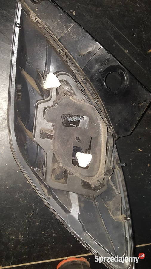Lampa tylna astra h gtc