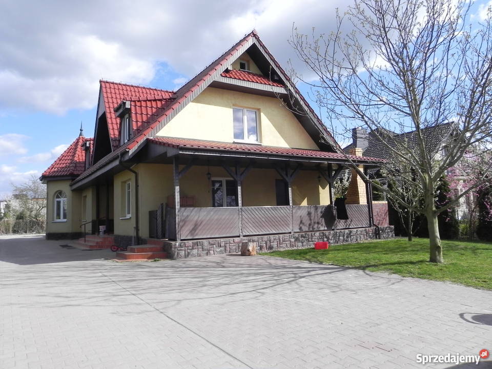Piękny dom z wieżyczką pałacyk 220m2 ogród Psie strych Wrocław