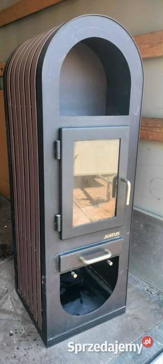 Kominek wolnostojący JUSTUS Manhattan 7 kW