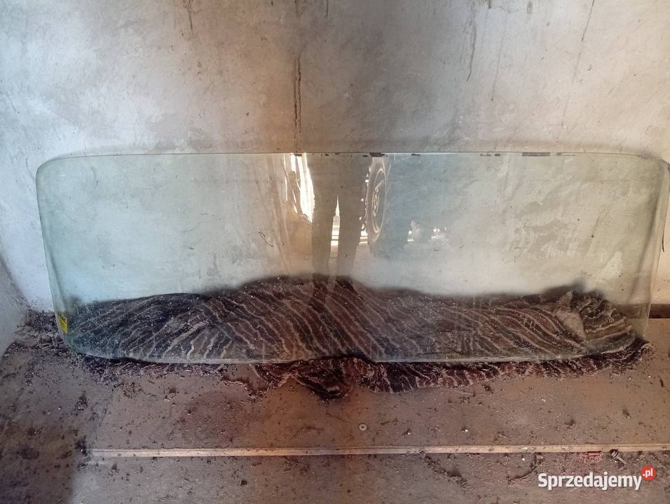 Szyba przednia Mercedes Unimog 1959