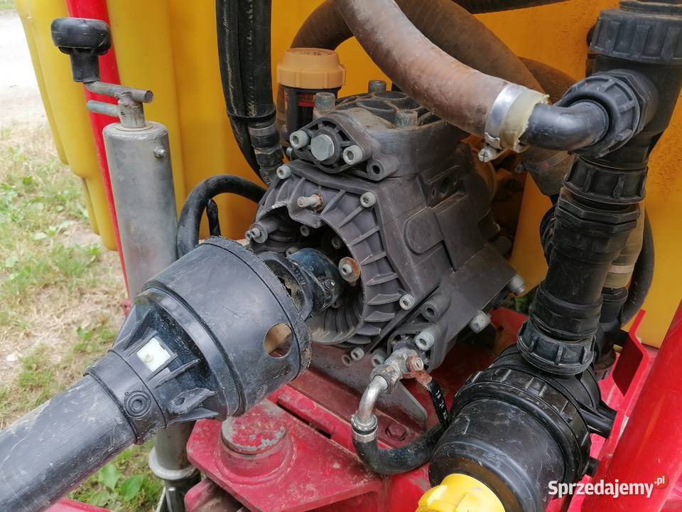 Sprzedam opryskiwacz sadowniczy 1500l nieuszkodzony Sandomierz