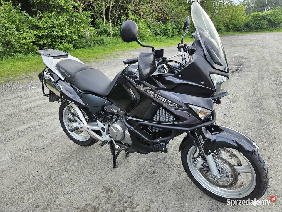 Honda Varadero XL 1000 Honda Motoryzacja Opole Lubelskie sprzedam