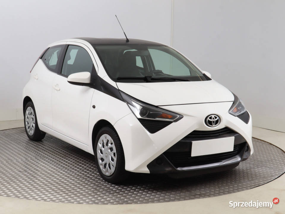 Toyota Aygo 10 VVTi 4/5 Bielany Wrocławskie
