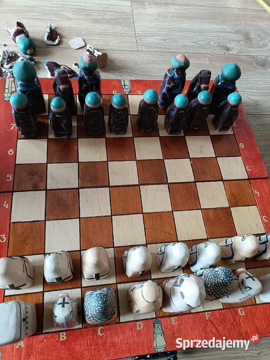 Stare porcelanowe szachy PRL DDR
