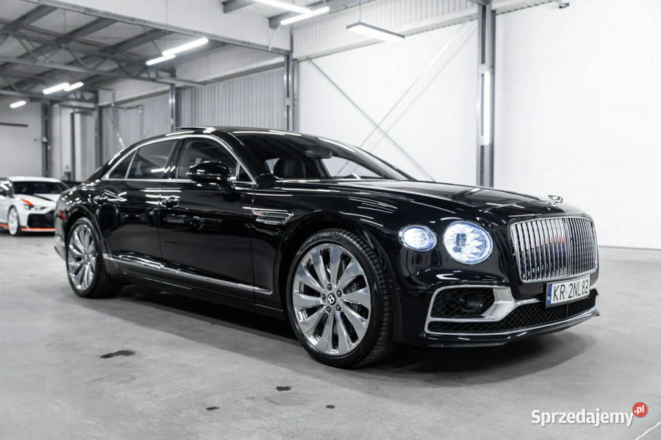 Bentley Continental Flying Spur 60 W12 First Sedan / Limuzyna