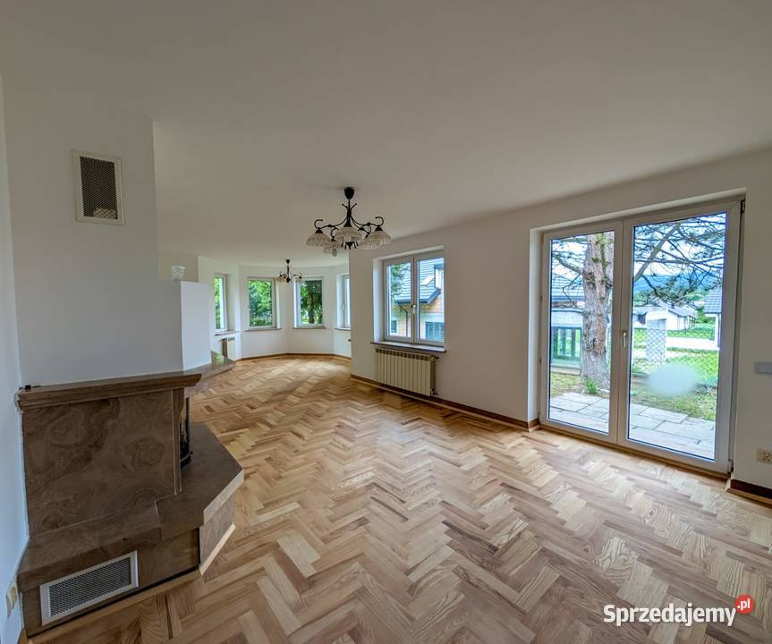 Komfortowy dom z 2 garażami i ogrodem Nowy Sącz mieszkalny