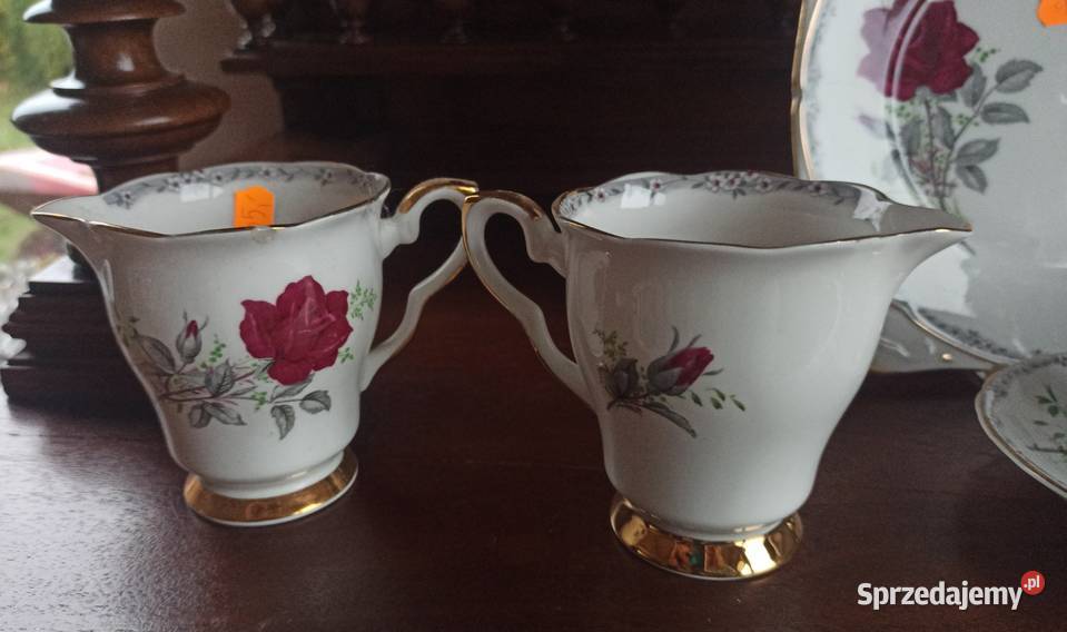 Patera Roses to Remember Royal Stafford Made in Porcelana i szkło Gdańsk