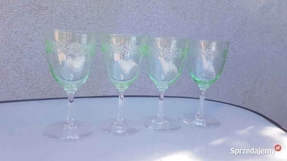 Kieliszki szkło uranowe Myszków