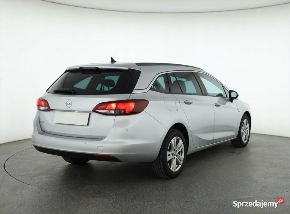 Opel Astra 16 CDTI wielofunkcyjna kierownica