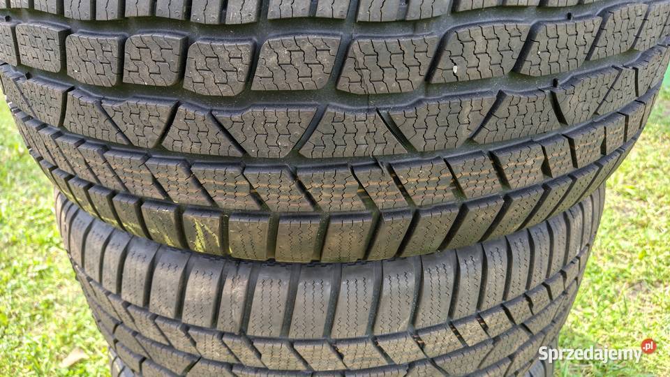 Opony Continental 245x50 R18 104V XL 50 Karwica