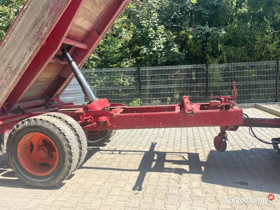 Trójstronna przyczepa rolnicza wywrotka SOLIDNA nieuszkodzony Przyczepy rolnicze Rolnictwo małopolskie