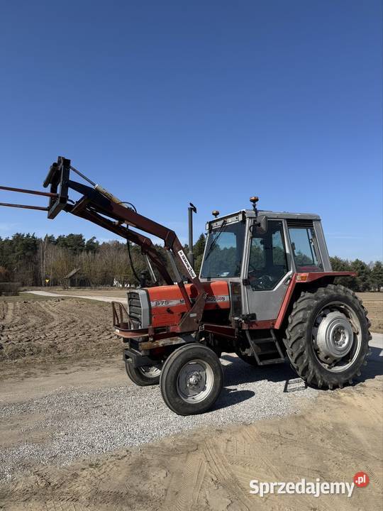 Ciągnik Massey Ferguson 675 Ładowacz czołowy tur Ferguson Ferguson Przyłęk