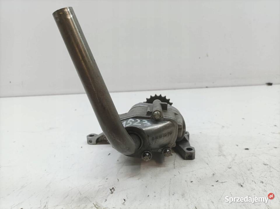 POMPA OLEJU 6111810201 22 CDI MercedesBenz