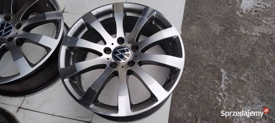 Felgi 175x112 Audi Średnica 17" Samochodowe wielkopolskie