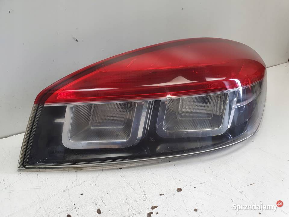 Renault Megane III Coupe 0816r TYLNA LAMPA PRAWA Janów